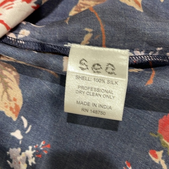 SEA NEW YORK Esme Silk Flutter Sleeve Top Navy Blue Floral SZ L - Picture 6 of 6